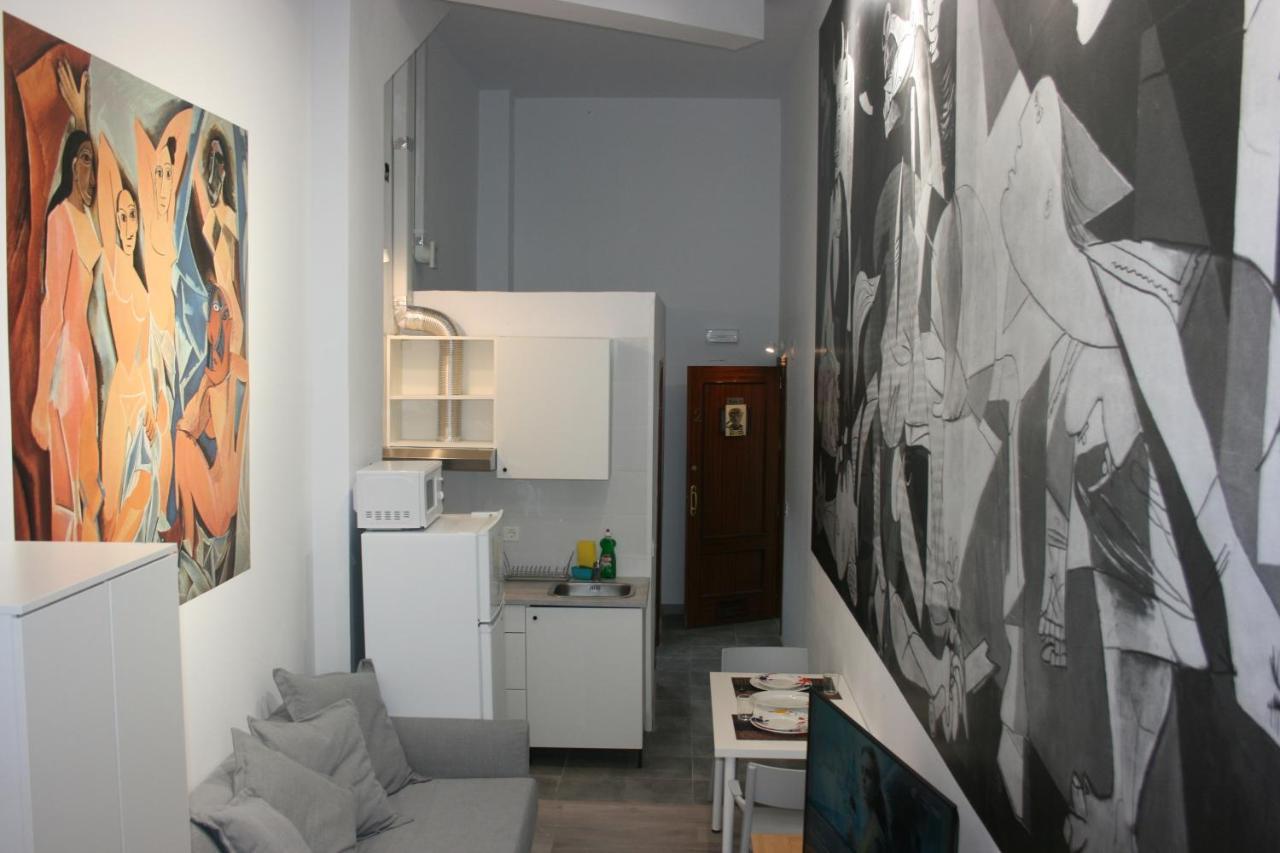 Golondrinas De Malaga "Apartamentos Con Mucho Arte" Y Terraza Solarium En Coliving מראה חיצוני תמונה
